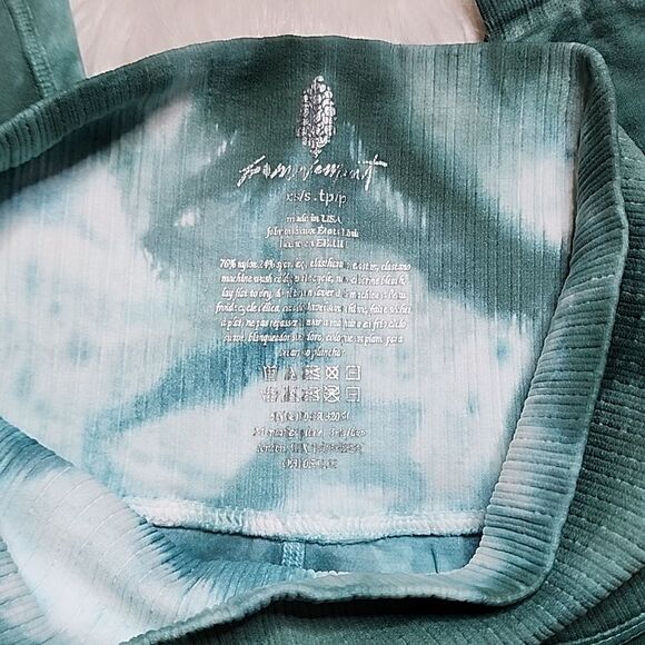NWOT Green Tie Dye Free People Movement Leggings Size XS/S - Picture 2 of 3